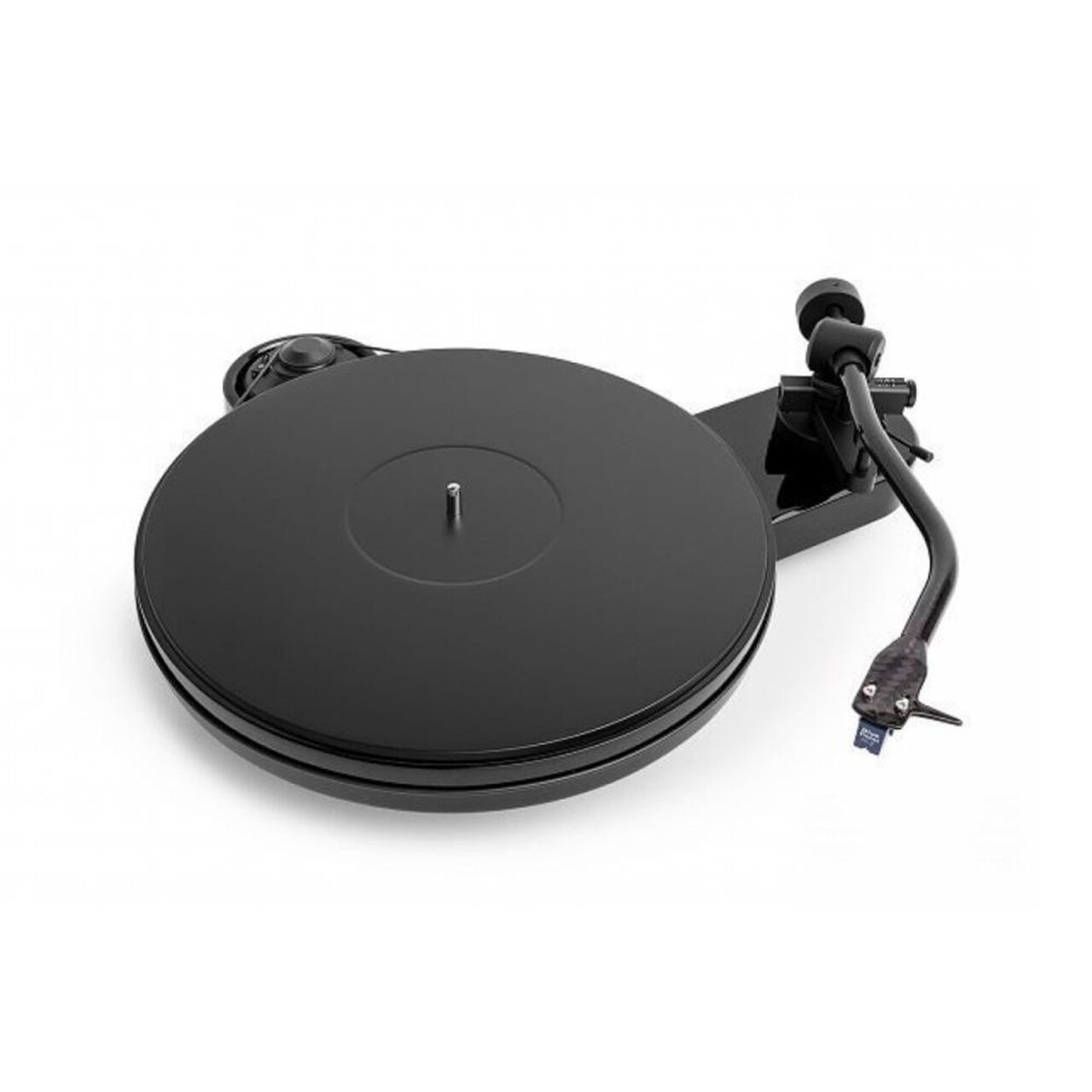 Pro-Ject-RPM1Carbon