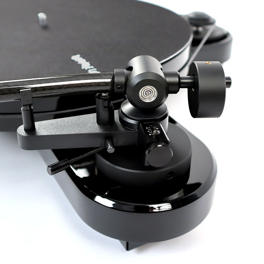 Pro-Ject-RPM1Carbon_Pivote_AudioEliteColombia
