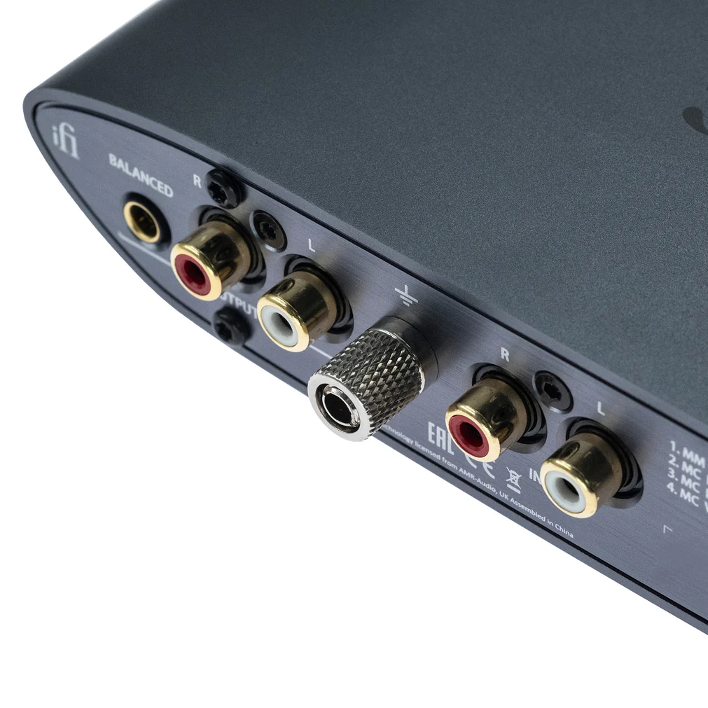 iFi-ZenPhono3_BackZoom_AudioEliteColombia