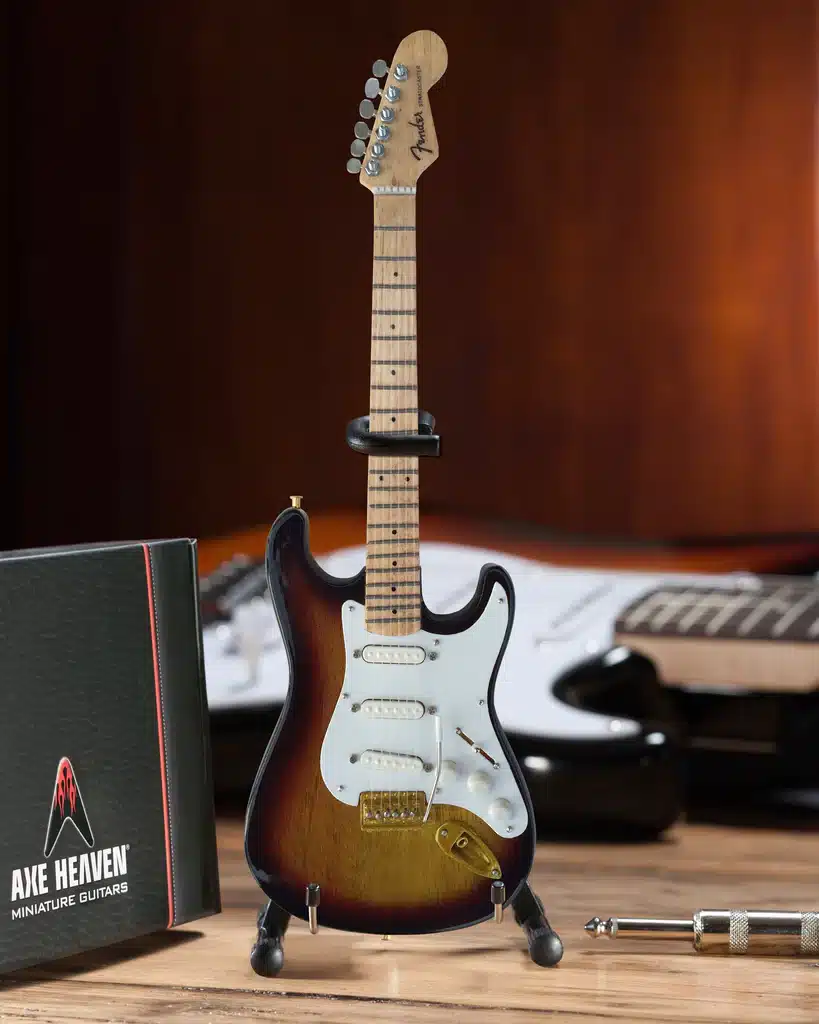 AxeHeavenGuitarraFenderSunburstStrat60aniversarioAudioEliteColombia