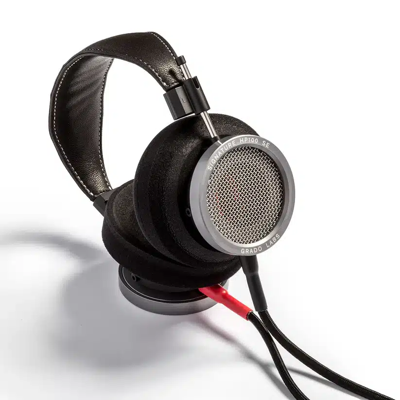 Audio Elite – Grado Labs – Signature Series – HP100 SE – Lifestyle