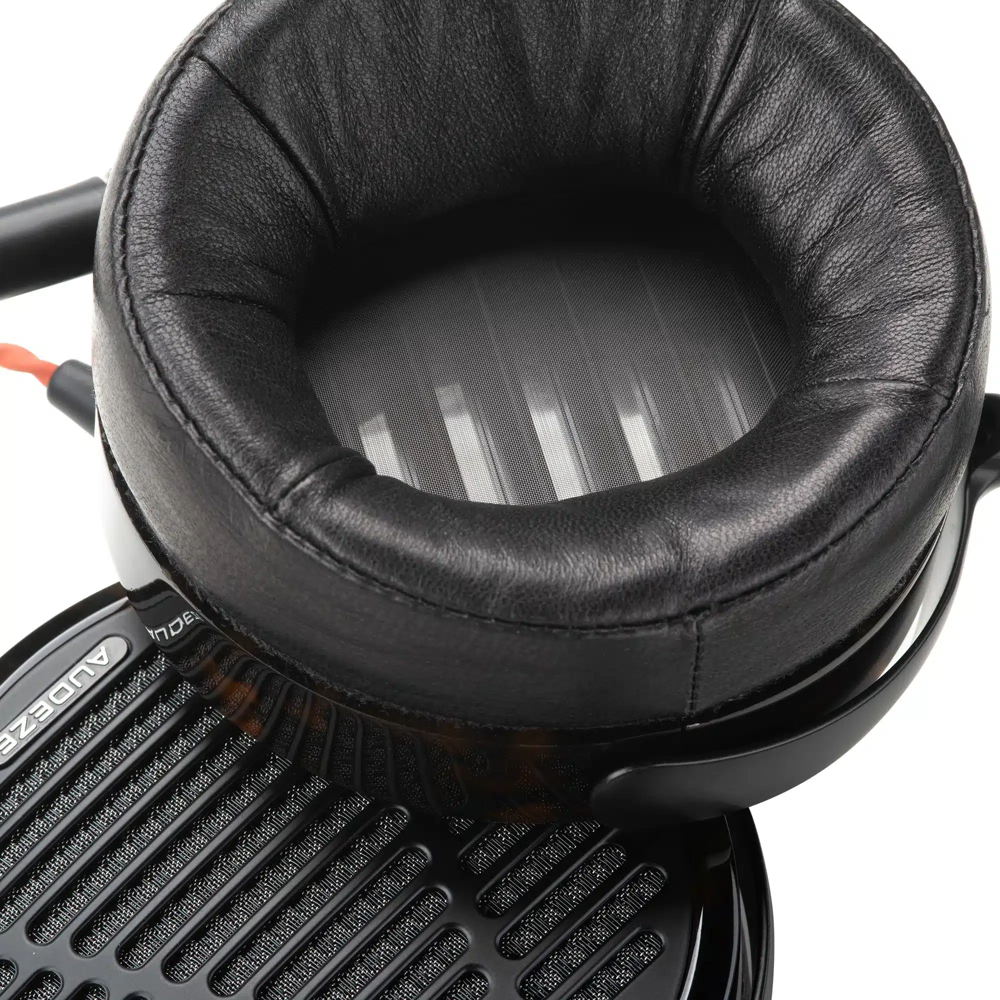 audeze-lcd-5-AudioEliteColombia3